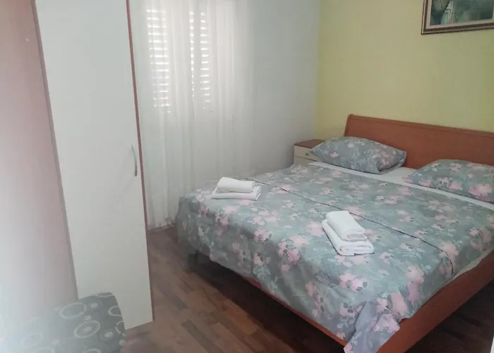 Lägenhet Dotur Split